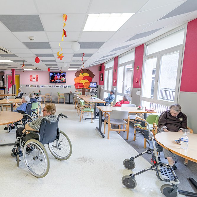 <strong></strong> <small>© Résidence de l'Hôtel Dieu</small>